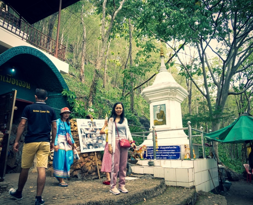 Muang-On Cave entrance